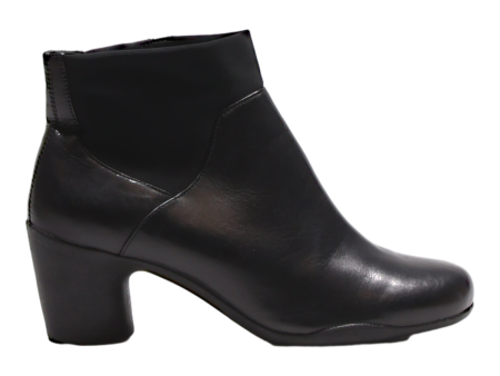 CLARKS Ankle Boots Black Leather Womens UK 7.5 For Cheap